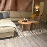 Casa de Férias Panoramic And Mountain View - Balcony With Fireplace Included Wood Tromsø