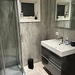 Panoramic And Mountain View - Balcony With Fireplace Included Wood Tromsø