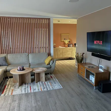 Panoramic And Mountain View - Balcony With Fireplace Included Wood *