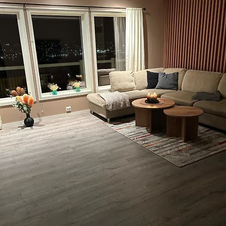 Panoramic And Mountain View - Balcony With Fireplace Included Wood