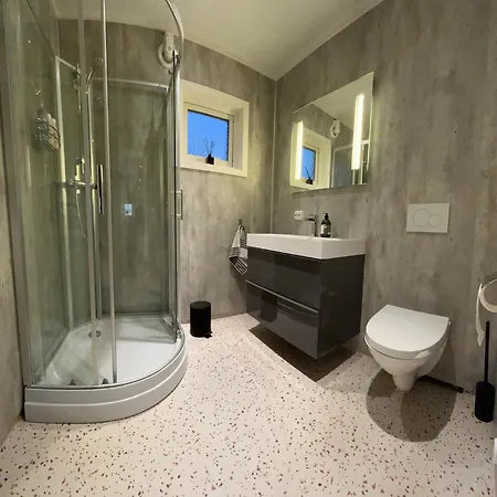 Panoramic And Mountain View - Balcony With Fireplace Included Wood Semesterbostad *